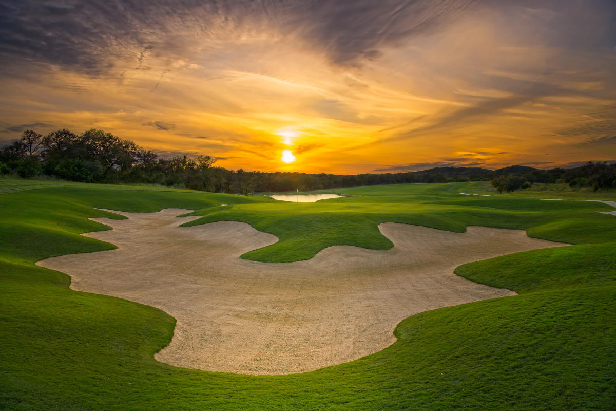 KISSING TREE GOLF COURSE