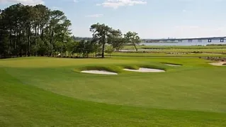 THE COUNTRY CLUB AT THE GOLDEN NUGGET