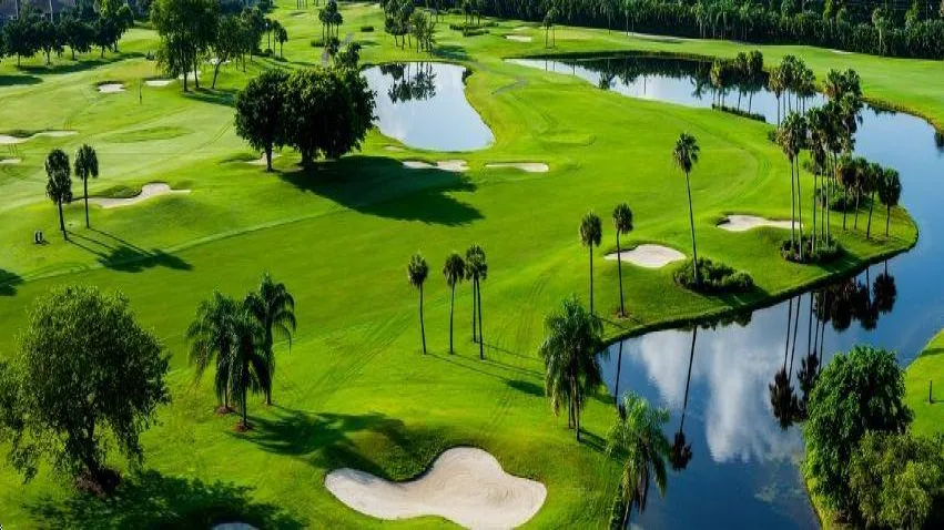 FOUNTAINS COUNTRY CLUB