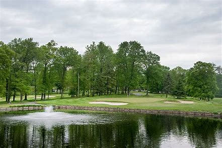 SPOOK ROCK GOLF COURSE