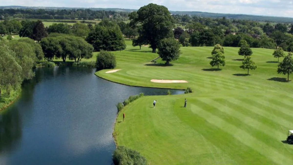CAMBRIDGE GOLF CLUB