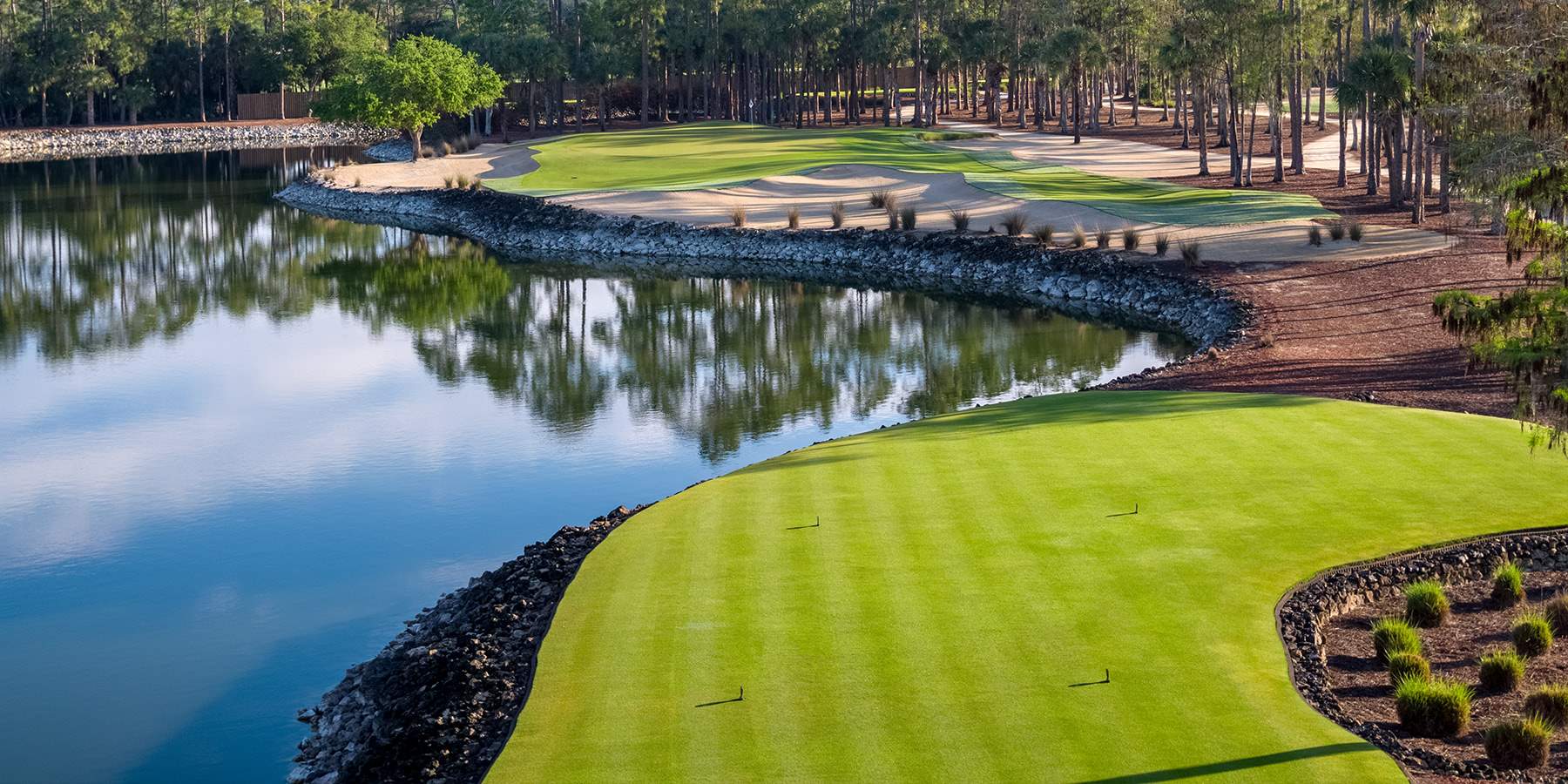 NAPLES NATIONAL GOLF CLUB