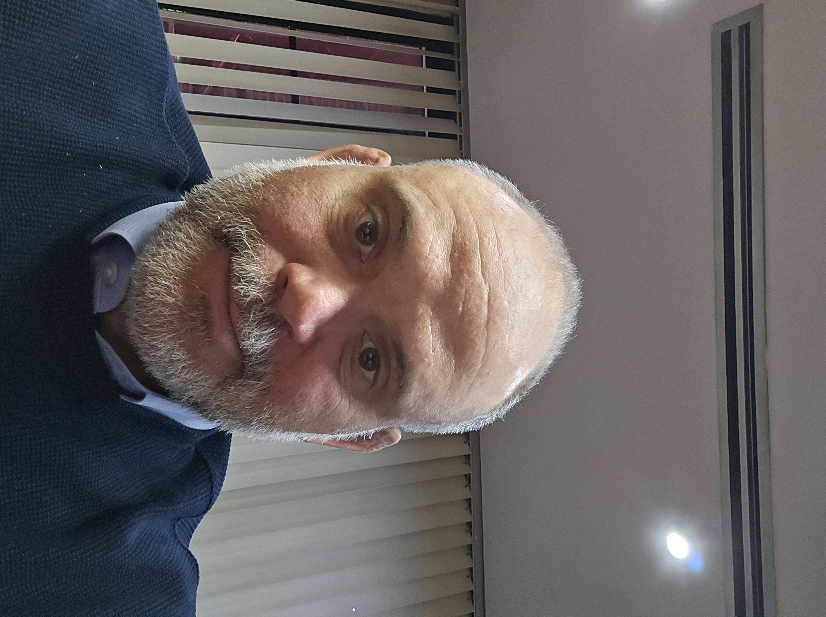 Alberto, DELGADO