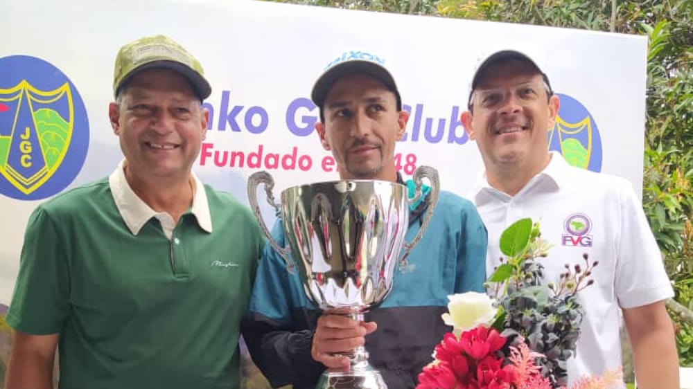 Julio Oropeza revalida el título nacional de Caddies