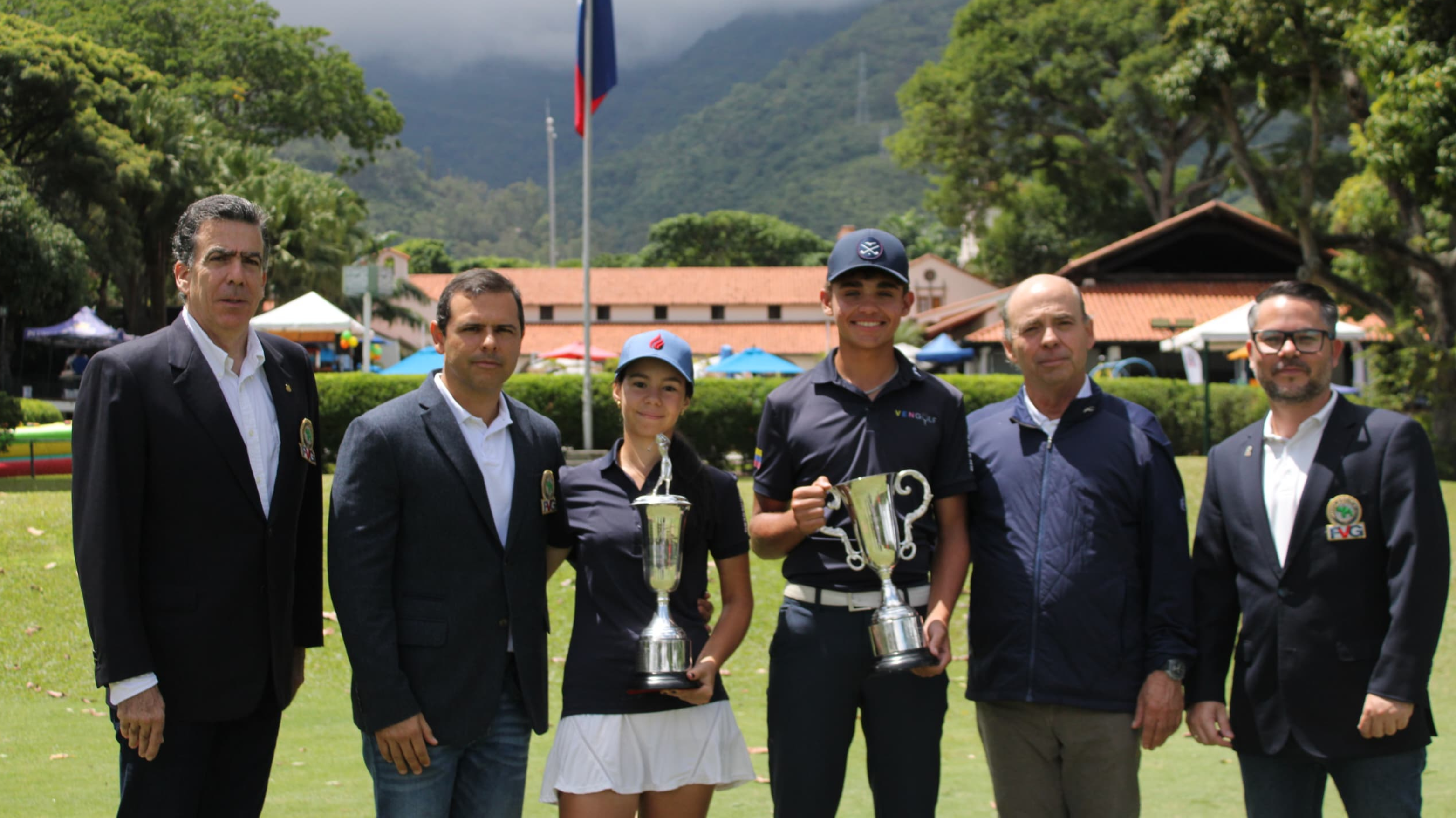 Andrés Martínez y Michelle Barrios nuevos monarcas del Nacional Juvenil