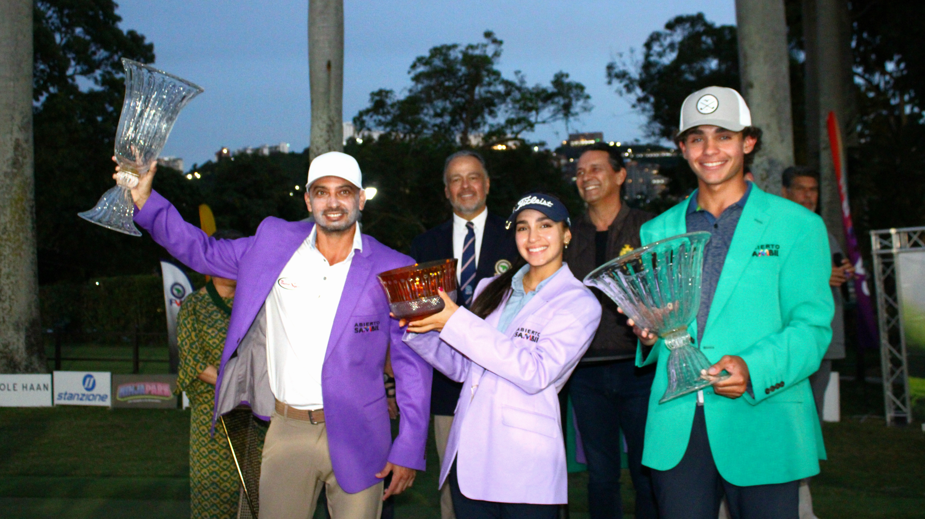 Andrés Martínez y Denis Meneghini comparten la Copa del XX Abierto Sambil